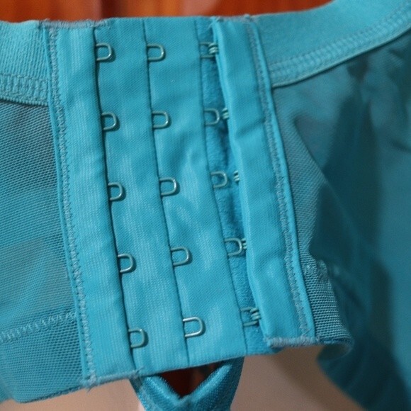 Comfort Choice Blue & White Floral Bra Wireless 54G - Picture 8 of 10